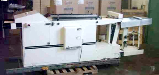 AMSCOMATIC KF700 Automatic T-Shirt Folder